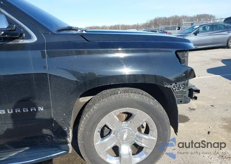 2015 Chevrolet Suburban 1500 Ltz z USA, uszkodzony, nr VIN 1GNSKKKC5FR116537